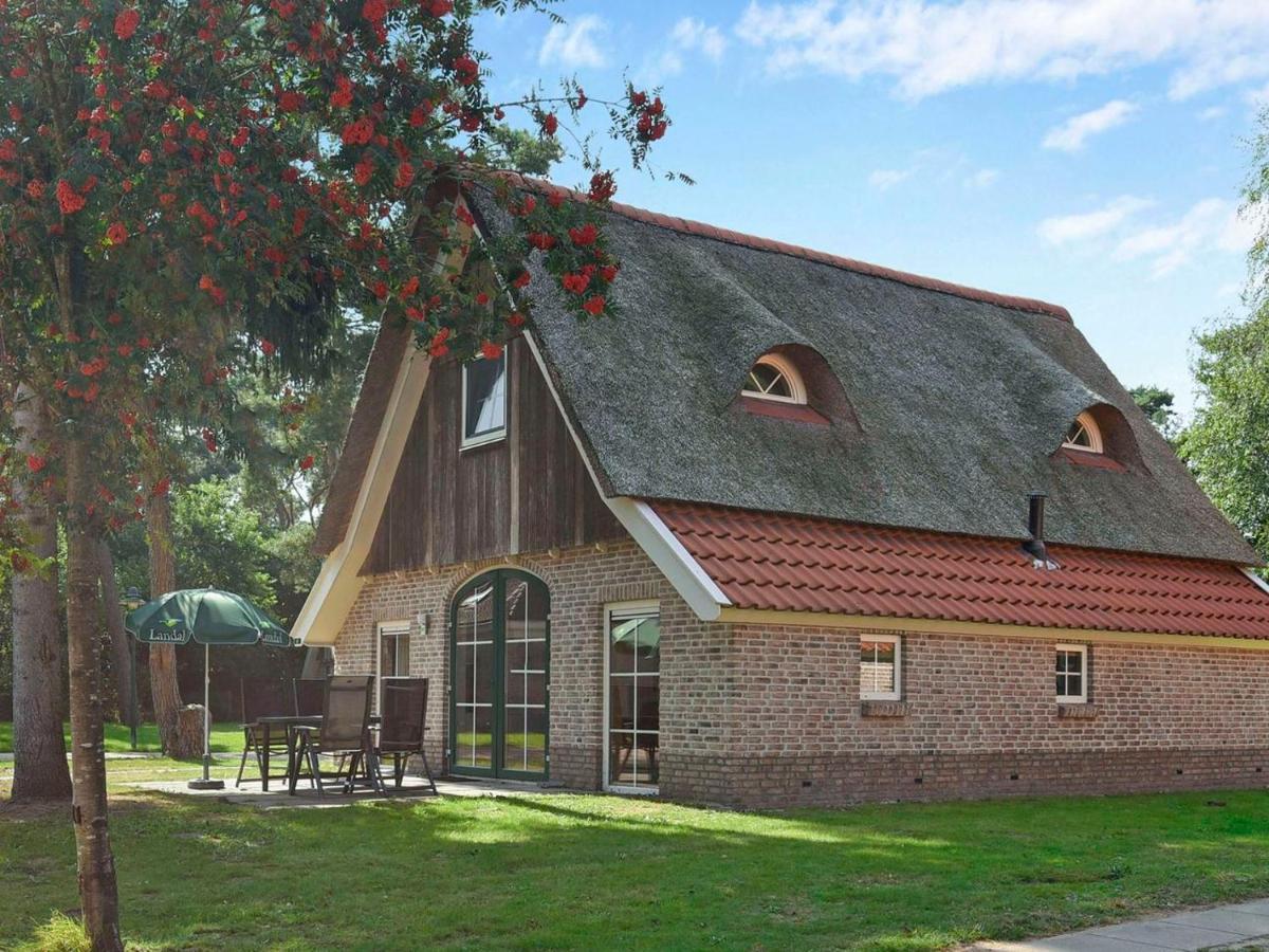 Landal Landgoed De Hellendoornse Berg Hotel Haarle Kültér fotó